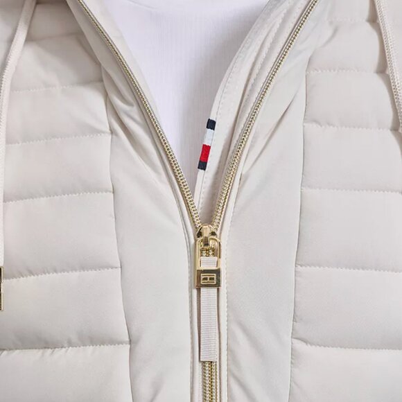 Tommy Hilfiger Women's Hooded Packable Puffer Coat - Picture 5 of 6